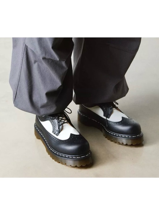 Dr. Martens Other - Dr. Martens vintage 3989 Black & White Brogue Leather Platform Oxford Shoes
